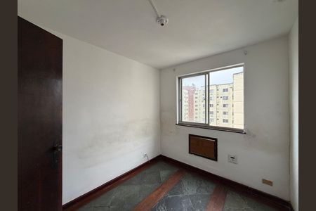 Quarto 1  de apartamento para alugar com 2 quartos, 60m² em Jacarepaguá, Rio de Janeiro