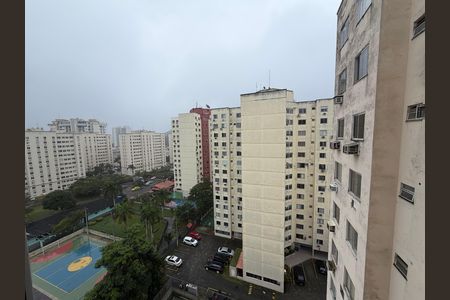 Sala - Vista de apartamento para alugar com 2 quartos, 60m² em Jacarepaguá, Rio de Janeiro