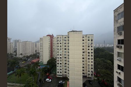 Apartamento para alugar com 60m², 2 quartos e 1 vagaVista do quarto 2
