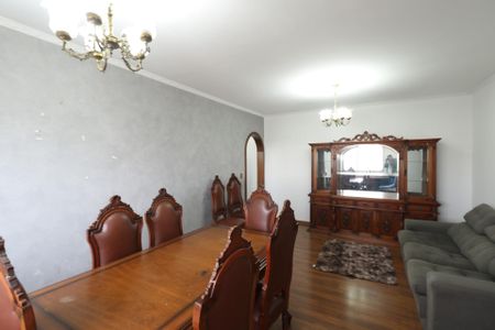 Apartamento para alugar com 92m², 2 quartos e 1 vagaSala