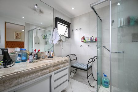 Apartamento à venda com 115m², 3 quartos e 2 vagasBanheiro Suíte 