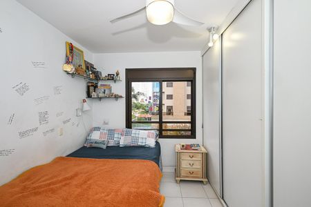 Apartamento à venda com 115m², 3 quartos e 2 vagasQuarto 2