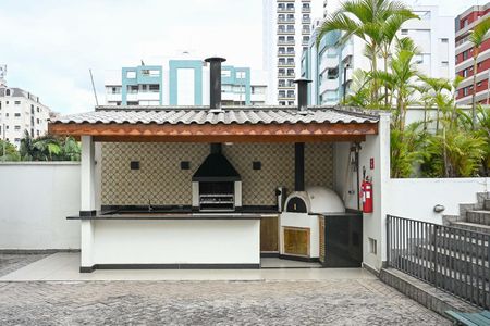 Apartamento à venda com 115m², 3 quartos e 2 vagasChurrasqueira