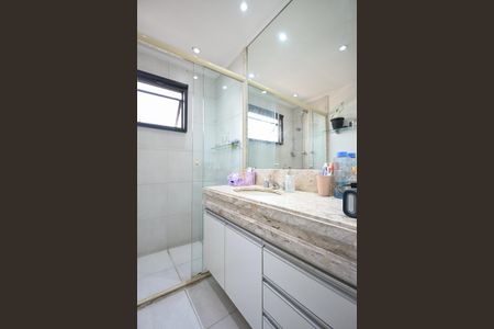 Apartamento à venda com 115m², 3 quartos e 2 vagasBanheiro social