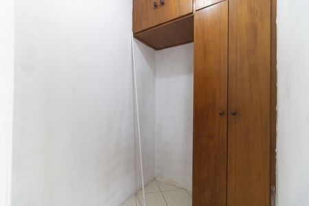 Quarto de Serviço de apartamento para alugar com 2 quartos, 69m² em Vila das Merces, São Paulo