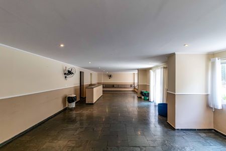 Apartamento à venda com 81m², 3 quartos e 1 vagaÁrea comum - Salão de festas