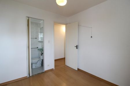 Apartamento à venda com 81m², 3 quartos e 1 vagaQuarto 2
