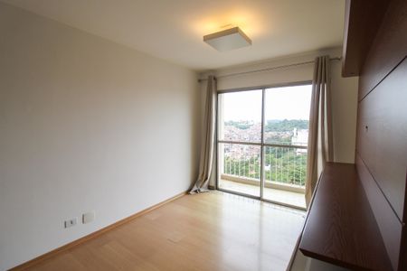 Sala de apartamento para alugar com 3 quartos, 81m² em Vila Albano, São Paulo