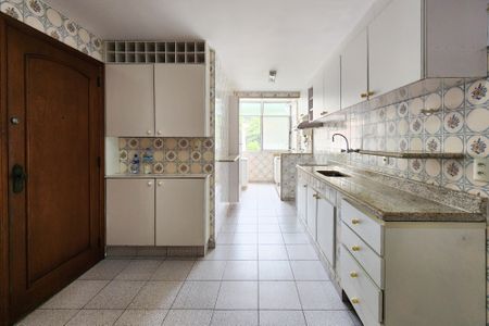 Apartamento à venda com 104m², 3 quartos e 1 vagaCozinha 