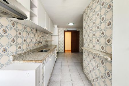 Apartamento à venda com 104m², 3 quartos e 1 vagaCozinha 