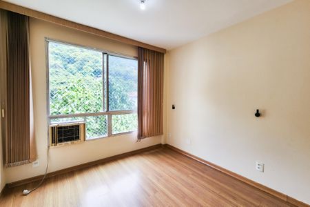 Apartamento à venda com 104m², 3 quartos e 1 vagaSuíte 