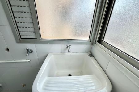 Apartamento à venda com 70m², 2 quartos e 1 vagaÁrea de Serviço