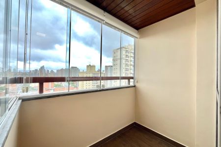 Varanda de apartamento para alugar com 2 quartos, 70m² em Jardim Brasil (zona Sul), São Paulo