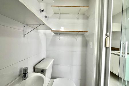 Apartamento à venda com 70m², 2 quartos e 1 vagaBanheiro de serviço