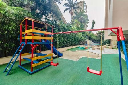 Apartamento à venda com 70m², 2 quartos e 1 vagaÁrea comum - Playground