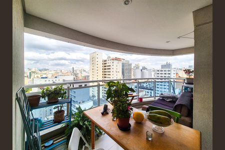 Apartamento para alugar com 64m², 2 quartos e 1 vaga Apartamento para alugar com 64m², 2 quartos e 1 vagaVaranda