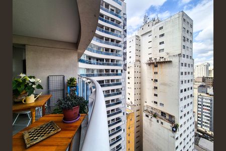 Varanda de apartamento para alugar com 2 quartos, 64m² em Santa Efigênia, São Paulo