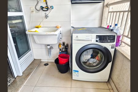 Apartamento para alugar com 64m², 2 quartos e 1 vaga Apartamento para alugar com 64m², 2 quartos e 1 vagaLavanderia