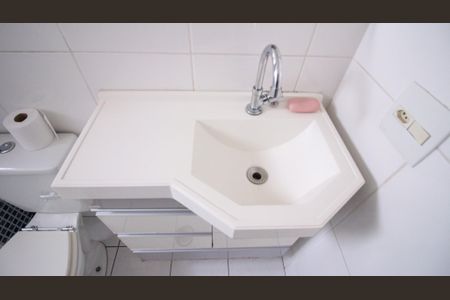 Apartamento para alugar com 57m², 2 quartos e sem vaga Apartamento para alugar com 57m², 2 quartos e sem vagaBanheiro Social