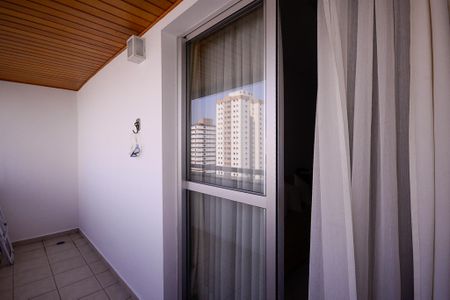Sala - Varanda  de apartamento para alugar com 2 quartos, 65m² em Vila Gumercindo, São Paulo