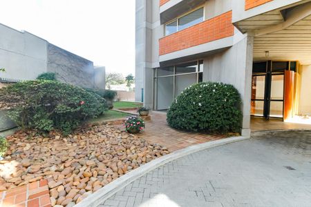 Entrada de apartamento para alugar com 4 quartos, 250m² em Paineiras do Morumbi, São Paulo