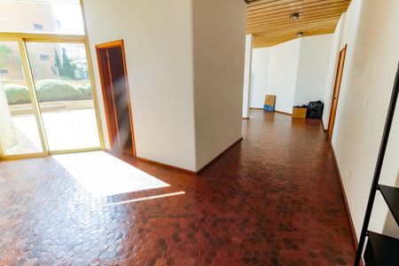 Apartamento para alugar com 250m², 4 quartos e sem vaga Apartamento para alugar com 250m², 4 quartos e sem vagaÁrea comum - Salão de festas