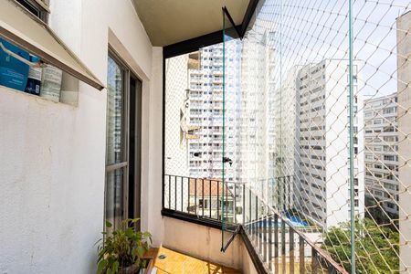 Apartamento à venda com 40m², 1 quarto e sem vaga Apartamento à venda com 40m², 1 quarto e sem vagaSacada da Sala