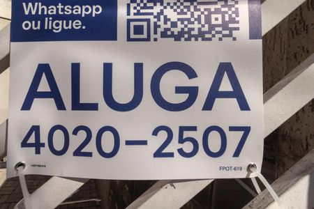 Apartamento para alugar com 50m², 2 quartos e sem vaga Apartamento para alugar com 50m², 2 quartos e sem vagaPlaca instalada