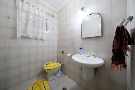Casa à venda com 200m², 3 quartos e 3 vagasLavabo