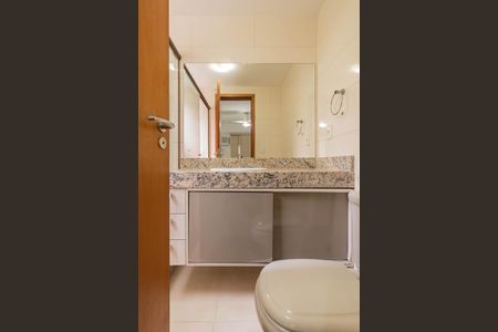 Apartamento à venda com 69m², 2 quartos e 1 vagaBanheiro Suíte