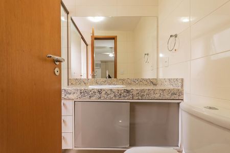 Apartamento à venda com 69m², 2 quartos e 1 vagaBanheiro Suíte