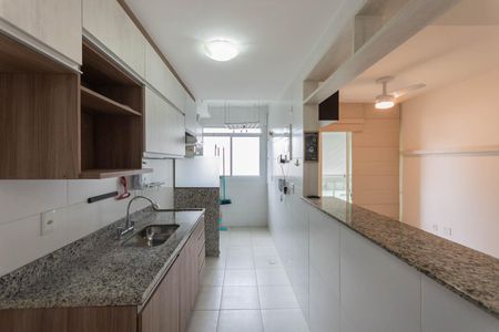 Apartamento à venda com 69m², 2 quartos e 1 vagaCozinha e Área de Serviço