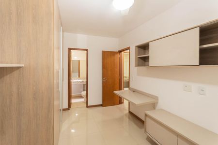 Apartamento à venda com 69m², 2 quartos e 1 vagaSuíte