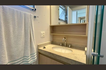 Apartamento para alugar com 122m², 3 quartos e 2 vagas Apartamento para alugar com 122m², 3 quartos e 2 vagasBanheiro da Suíte 2