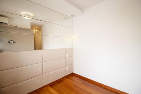 Apartamento à venda com 122m², 3 quartos e 2 vagas Apartamento à venda com 122m², 3 quartos e 2 vagasSuíte 1