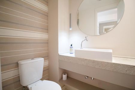 Apartamento à venda com 122m², 3 quartos e 2 vagas Apartamento à venda com 122m², 3 quartos e 2 vagasBanheiro Suíte 2