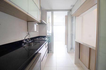 Apartamento à venda com 122m², 3 quartos e 2 vagas Apartamento à venda com 122m², 3 quartos e 2 vagasCozinha