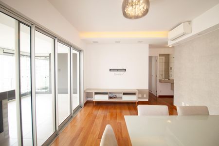 Sala de apartamento para alugar com 3 quartos, 122m² em Pinheiros, São Paulo