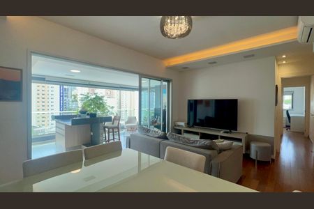 Apartamento para alugar com 122m², 3 quartos e 2 vagas Apartamento para alugar com 122m², 3 quartos e 2 vagasSala
