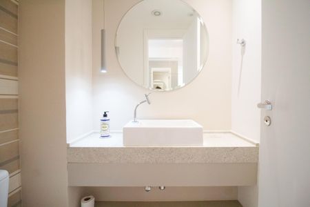 Apartamento à venda com 122m², 3 quartos e 2 vagas Apartamento à venda com 122m², 3 quartos e 2 vagasBanheiro Suíte 2