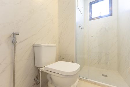 Apartamento para alugar com 52m², 2 quartos e 1 vaga Apartamento para alugar com 52m², 2 quartos e 1 vagaBanheiro social