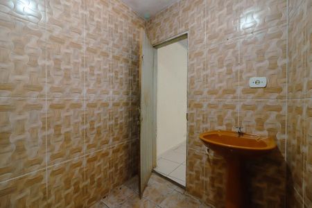 Banheiro de casa para alugar com 1 quarto, 70m² em Vila Sao Francisco, São Paulo