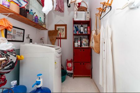 Apartamento à venda com 80m², 2 quartos e 1 vagaÁrea de Serviço