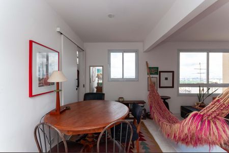 Sala de apartamento à venda com 2 quartos, 80m² em Sumarezinho, São Paulo