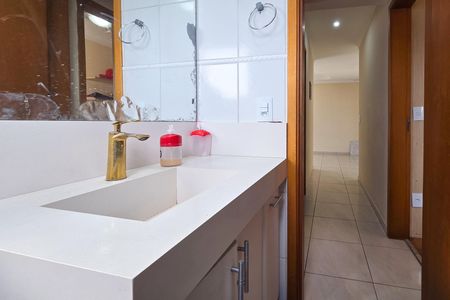 Apartamento à venda com 65m², 3 quartos e 2 vagasBanheiro