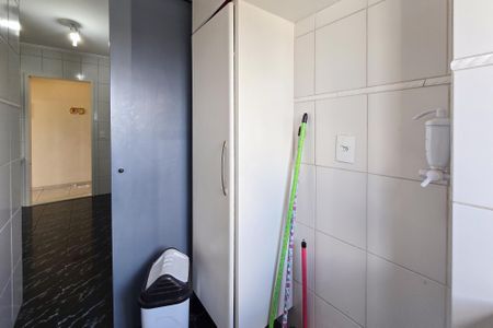 Apartamento à venda com 65m², 3 quartos e 2 vagasÁrea de Serviço