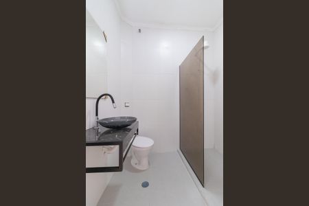 Banheiro social de casa para alugar com 1 quarto, 45m² em Vila Santana, São Paulo