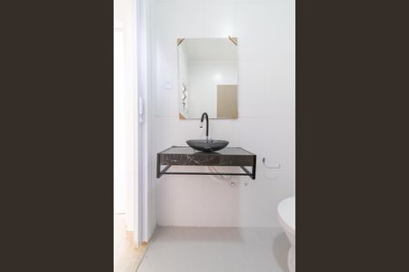 Banheiro de casa para alugar com 1 quarto, 45m² em Vila Santana, São Paulo