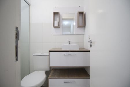 Apartamento à venda com 63m², 3 quartos e 2 vagasBanheiro