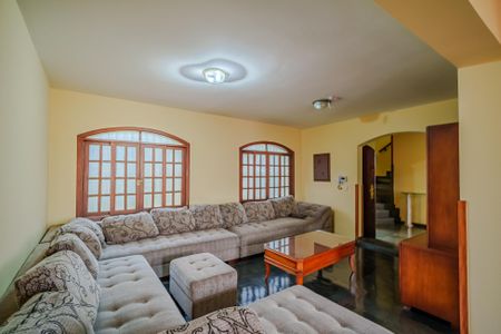Sala de casa de condomínio para alugar com 4 quartos, 400m² em Adalgisa, Osasco